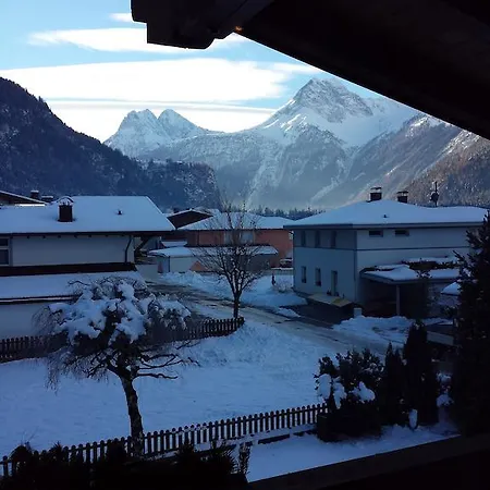 Gaestehaus Waltraud Apartamento Längenfeld